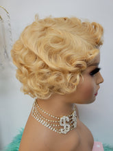 Load image into Gallery viewer, The Marilyn
