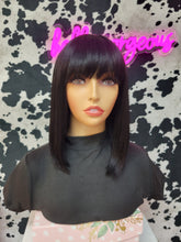 Load image into Gallery viewer, 12&quot; Bob w/ natural scalp
