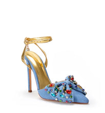 Load image into Gallery viewer, Denim Studded Bow Pump
